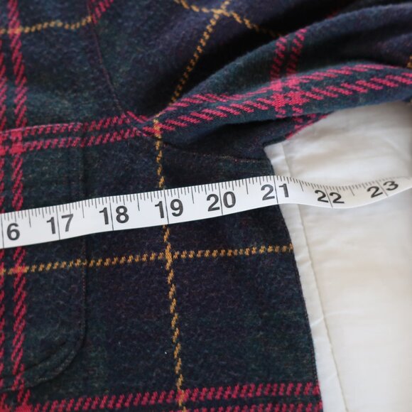 Faherty Navy and Pink Plaid Button Down Shirt - Picture 8 of 9